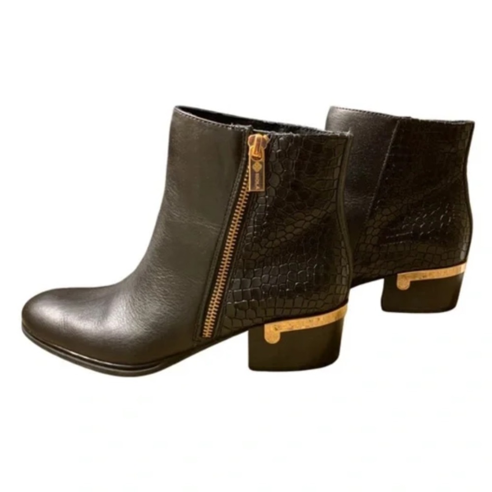 Isola Womens Black Leather & Mock Crocodile Print Ankle Boot. Size 9.5